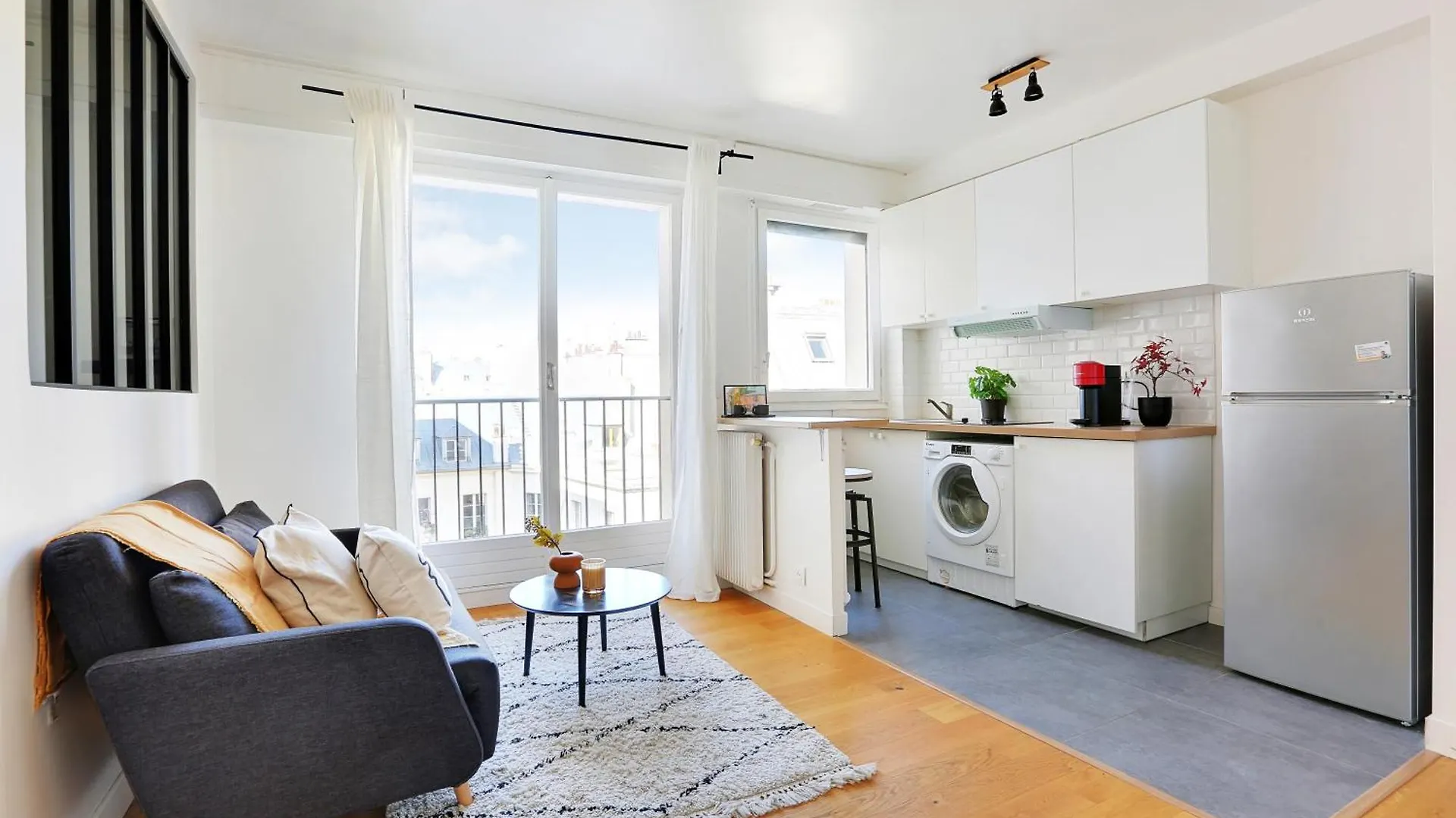 Nice Flat Folies Bergeres - Bail Mobilite - Imhost Paris 0*,  France
