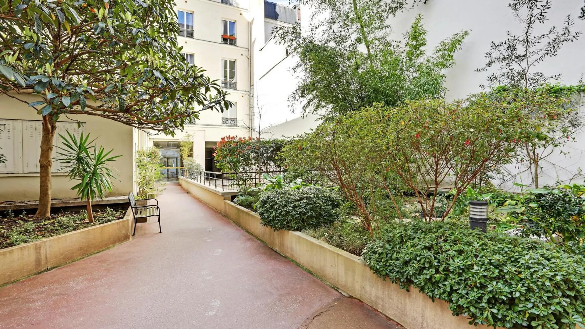 Nice Flat Folies Bergeres - Bail Mobilite - Imhost Paris